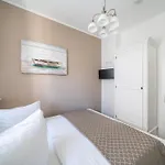 Meeresgold - Stilvolle Auszeit Nur 150 Meter Vom Apartman Binz